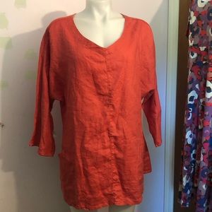 Linen tunic with pockets